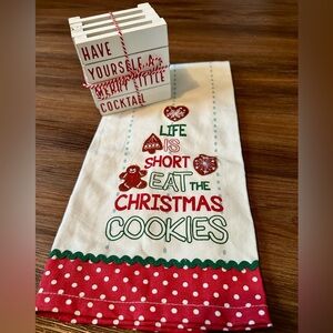 NWOT-Mudpie Wood Panel Holiday Coasters Set Of 4 and Christmas dish towel